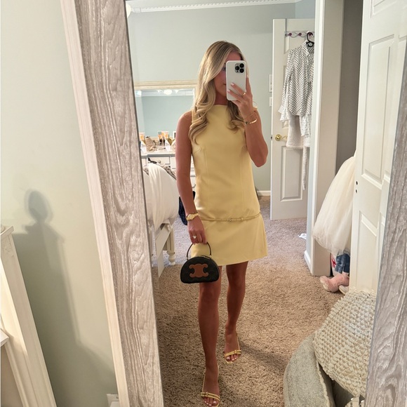 Elastic Belt Dress Yellow - Picture 4 of 4